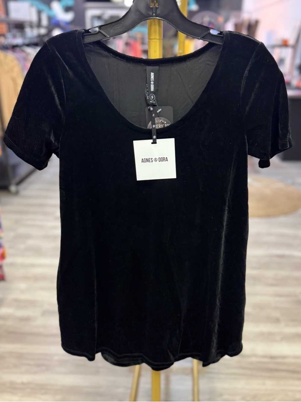 Agnes & Dora Black‎ Velvet Scoop Neck Short Sleeve Top